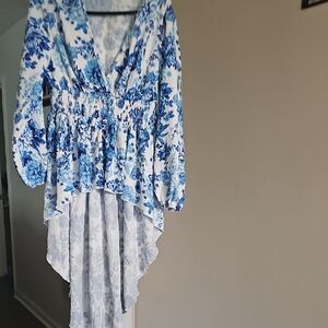 SHEIN White and Blue Floral High-Low Blouse